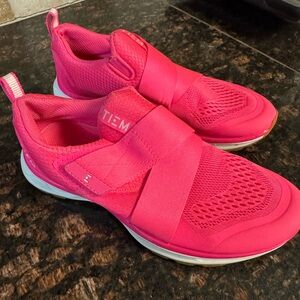 Hot Pink Tiem Spin Shoes with spd clips